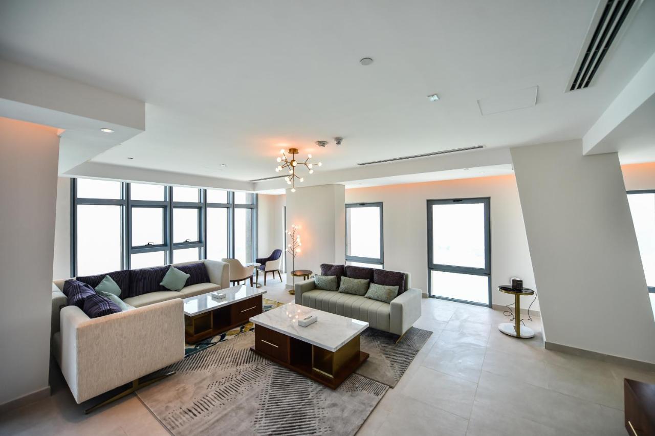 Waterfront Hotel Apartment Lusail Zewnętrze zdjęcie The Sky Lounge