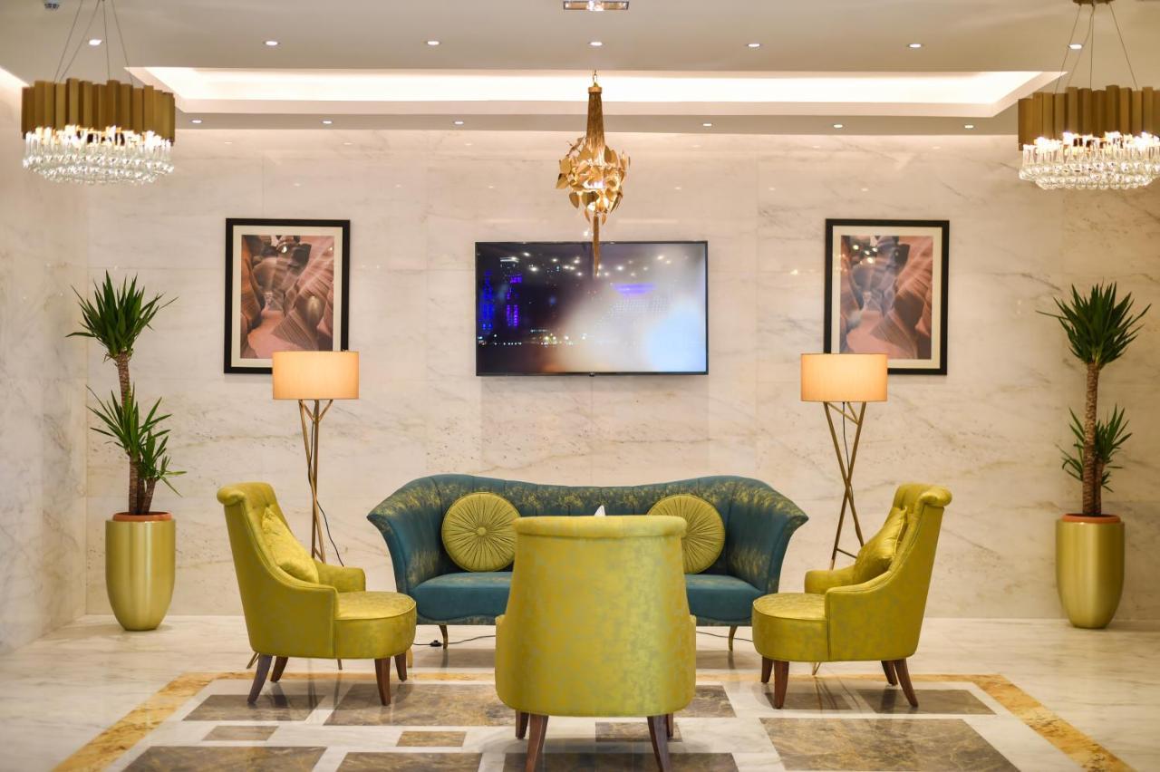 Waterfront Hotel Apartment Lusail Zewnętrze zdjęcie The lobby of the hotel