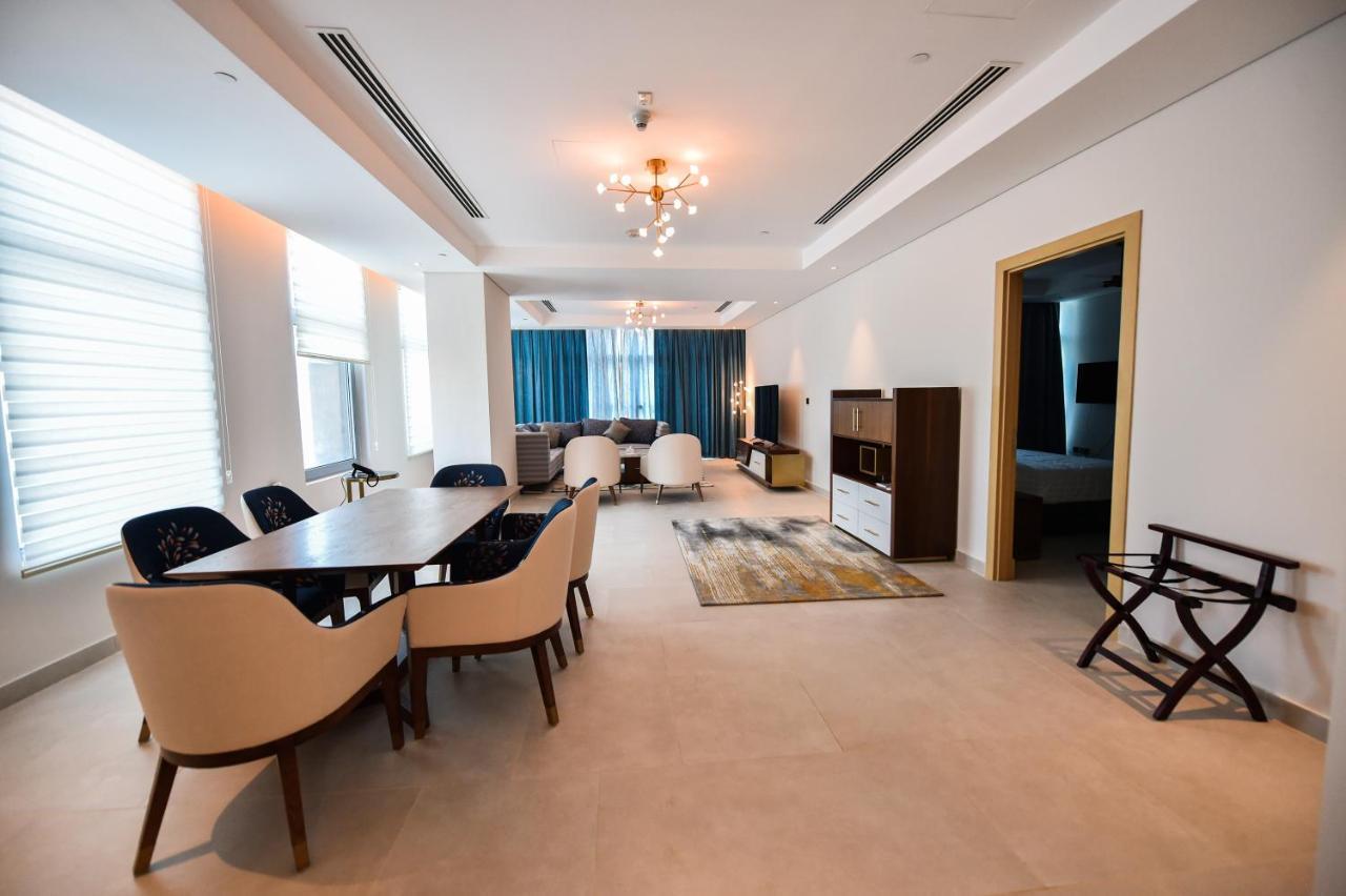 Waterfront Hotel Apartment Lusail Zewnętrze zdjęcie A suite at the hotel