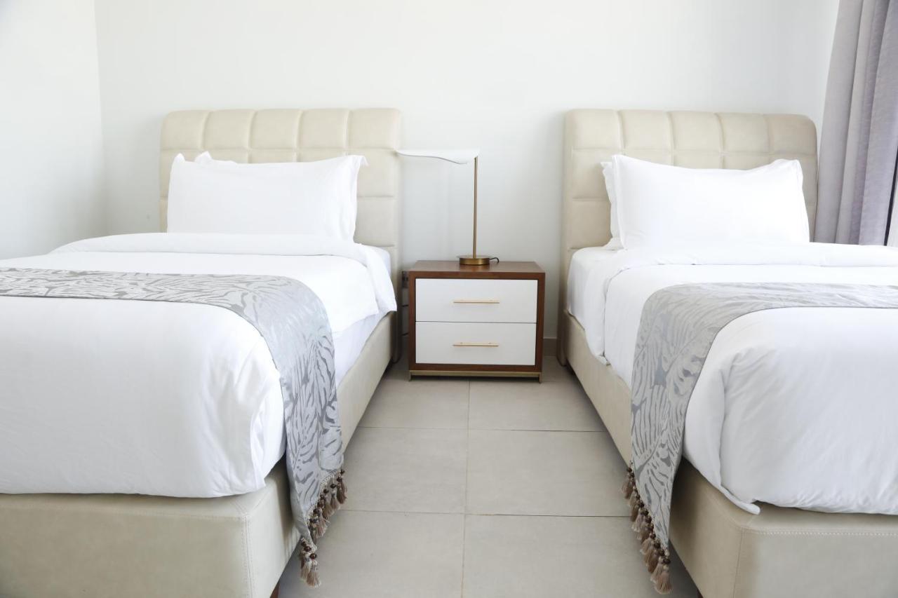Waterfront Hotel Apartment Lusail Zewnętrze zdjęcie Two beds
