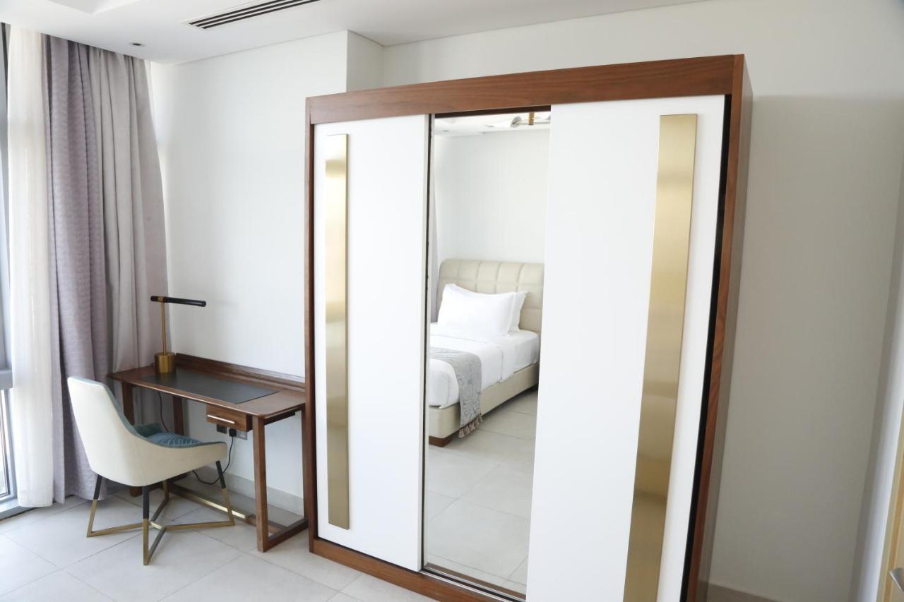Waterfront Hotel Apartment Lusail Zewnętrze zdjęcie Sliding doors